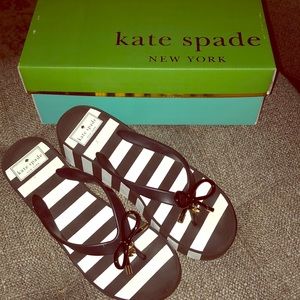 Kate Spade black and white wedge flip flops